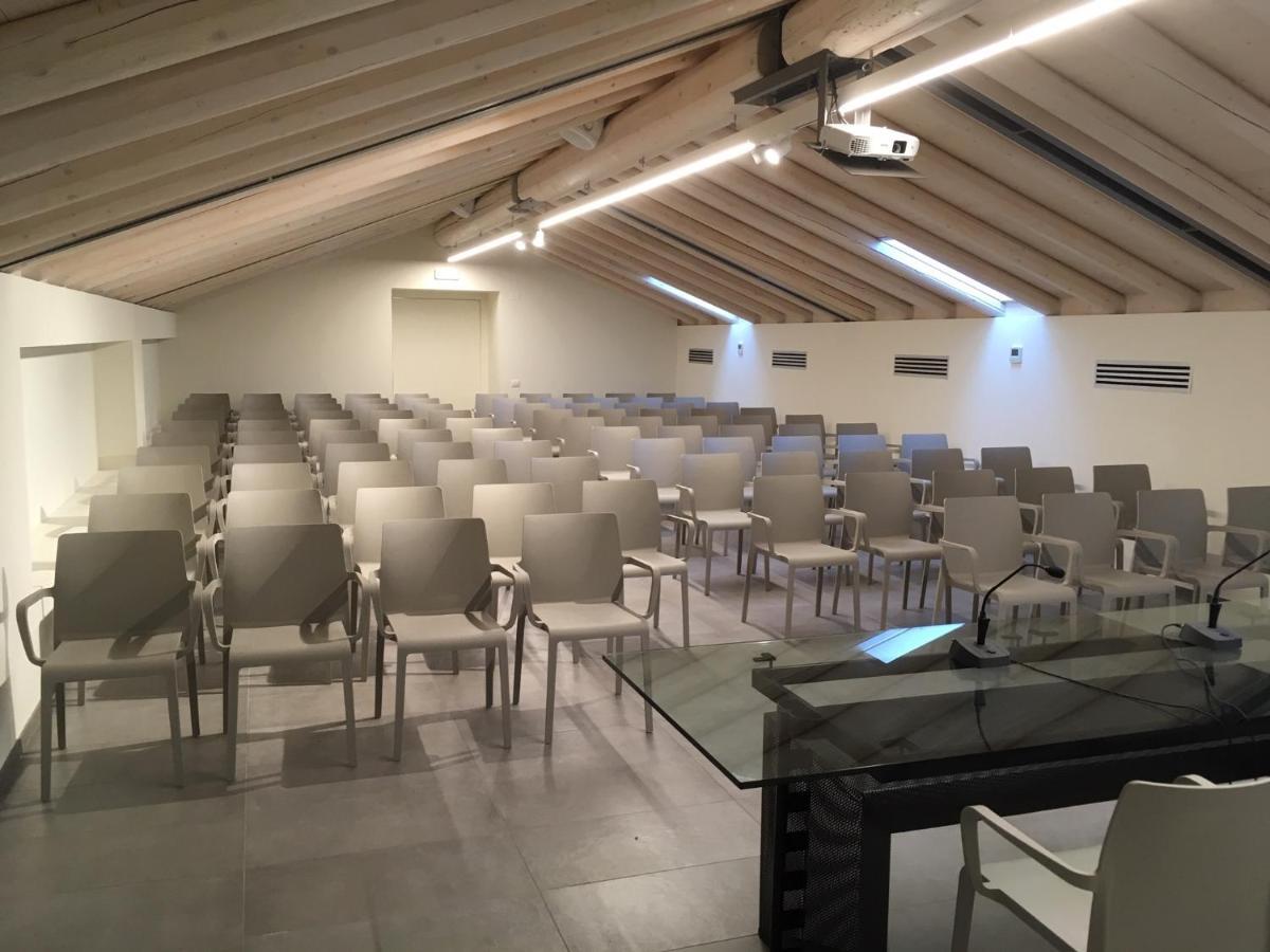La Ripa Boutique Hotel Albino 외부 사진